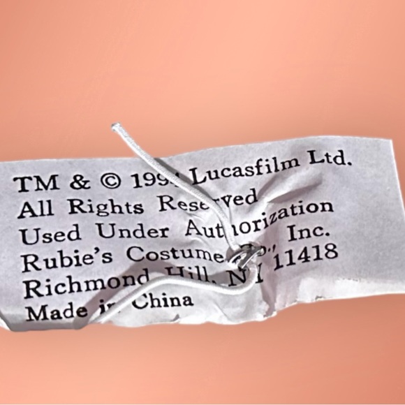 DARTH VADER MASK HALLOWEEN STAR WARS CHILD SIZED - Picture 3 of 3